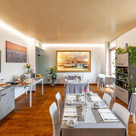 Bed & Breakfast Venice Friends Mestre Dış mekan fotoğraf