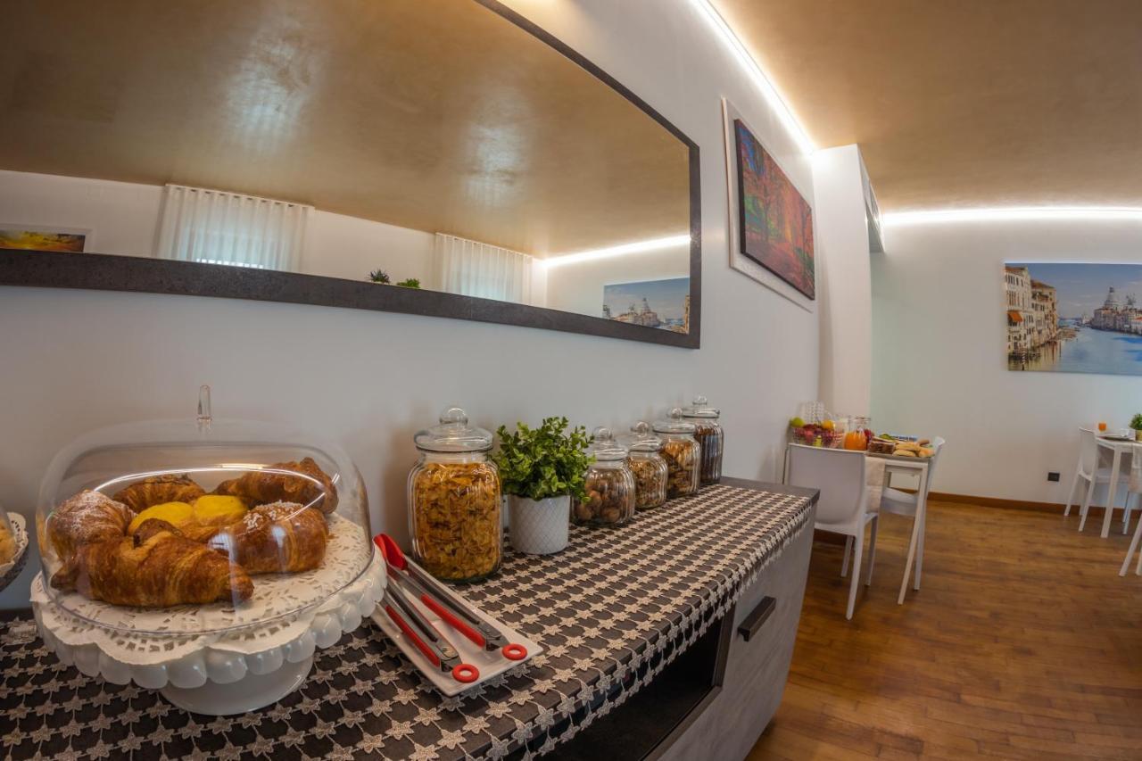 Bed & Breakfast Venice Friends Mestre Dış mekan fotoğraf